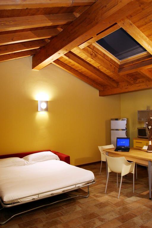 Corte Nuova Aparthotel Бергамо Екстериор снимка