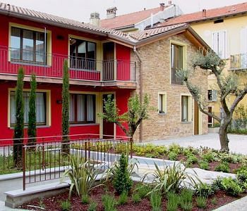 Corte Nuova Aparthotel Бергамо Екстериор снимка